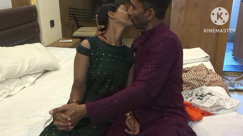 Kirankirati: Indiana Ki Chudai em vestido verde xxx sexo