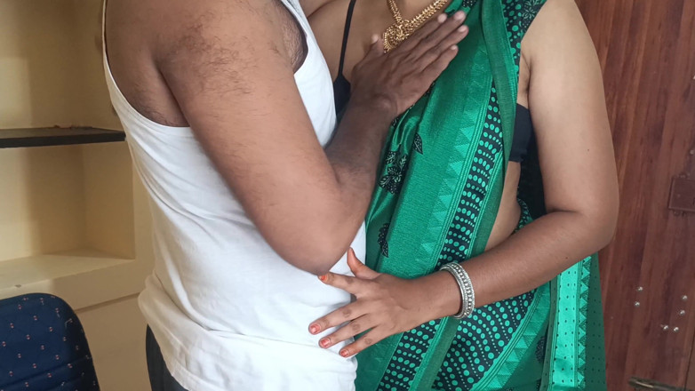 Palani69: Sari verde tía caliente romance video viral