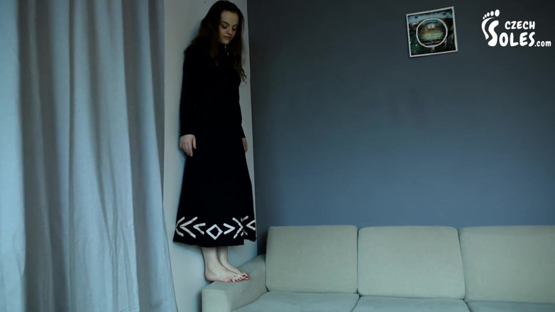 Czech Soles - foot fetish content: Úžasné holé nohy nezbedné mladé dívky!