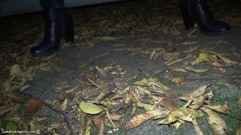 Cumdrinking Wife: La moglie troia marion viene gangbang da 10 sconosciuti nell'area di...