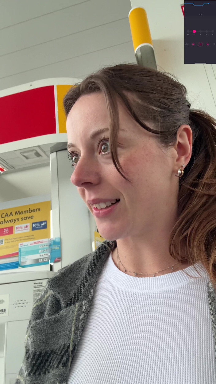 Nadia Foxx: Försöker att inte komma för högt medan jag pumpar min...