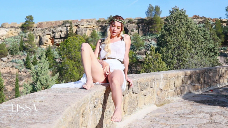 Lissa Brown: Nữ thần của bạn thủ dâm ngoài trời