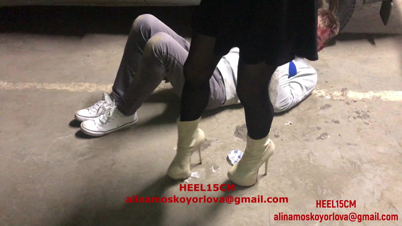 Heel 15 cm: Baked Goods by Karina