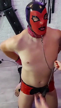 2 Mean Girls - Slave Must Eat Cum
