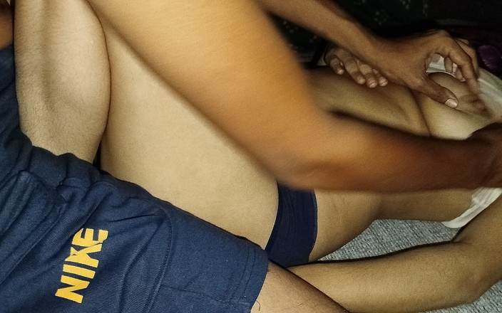 Kalachan69: Ragazza indiana del villaggio caldo sesso hardcore completo nella camera...