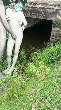 새로운 인도 이슬람 여대생과 인도 남친 여친 섹스 비디오