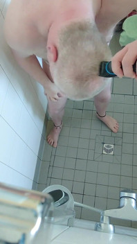 Rasage sous la douche