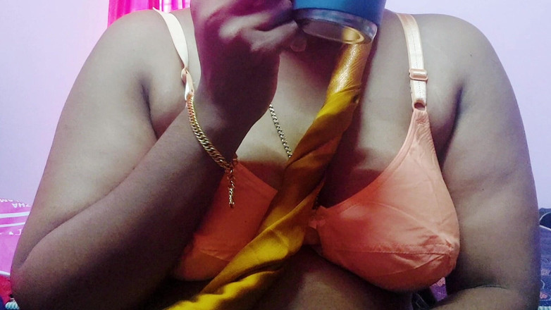 Desi Mohini: Desi indiska älskare börjar full hård hindi sex video