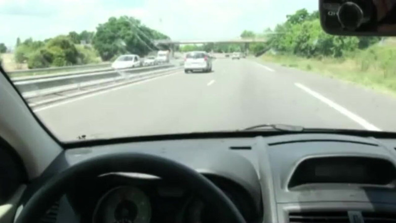 Crunch Boy: Seks di tandas di jalan raya