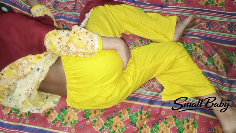 Small Baby: Video seks viral awek asrama kolej desi India