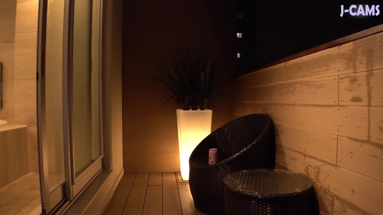 J-Cams: Sensitif Drive. Cewek sange ini pengen banget dientot tanpa henti...