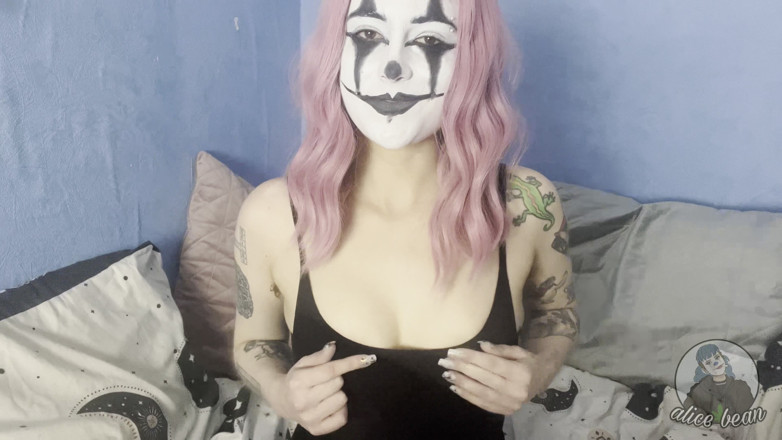 Alice Bean: Відмова clussy від рогоносців