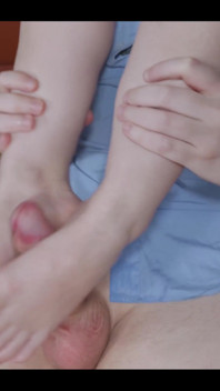 Nails Footjob
