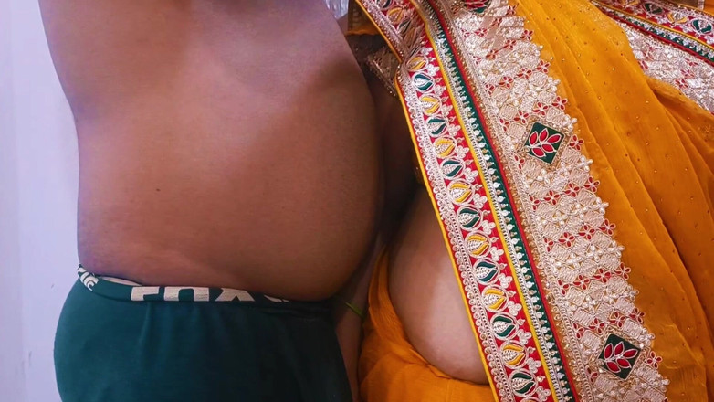 Catchybusty: Indian Desi Raand fucked ciężko wszędzie w Kompilacji Sari