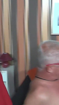 Gospodina yodels întotdeauna în timpul sexului, ceva trebuie să se schimbe