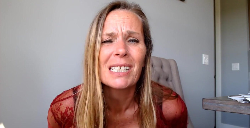 KimitheMilfMommy: Tady je vaše týdenní video - Špinavá děvka macecha vám řekne, kolik je...