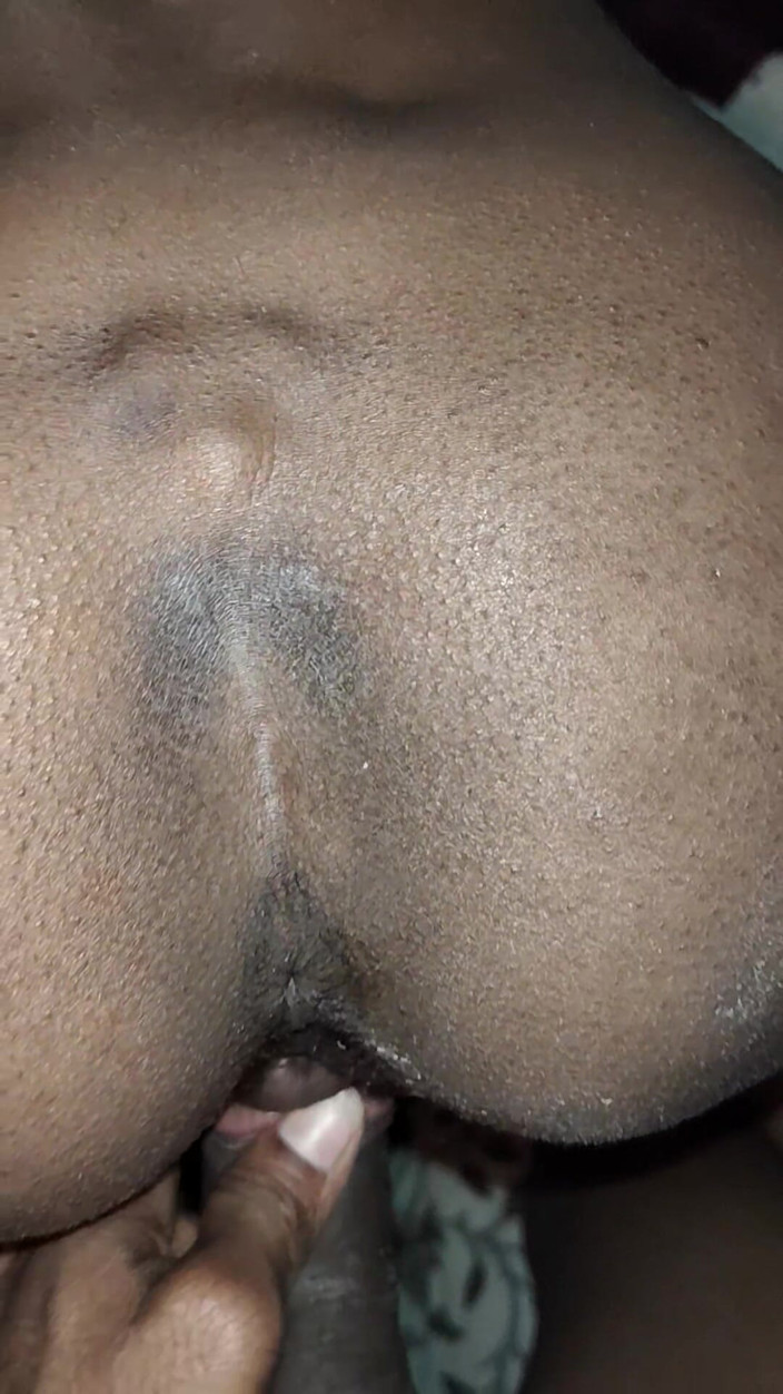 X videos: 继兄弟在家里和已婚继妹一起享受