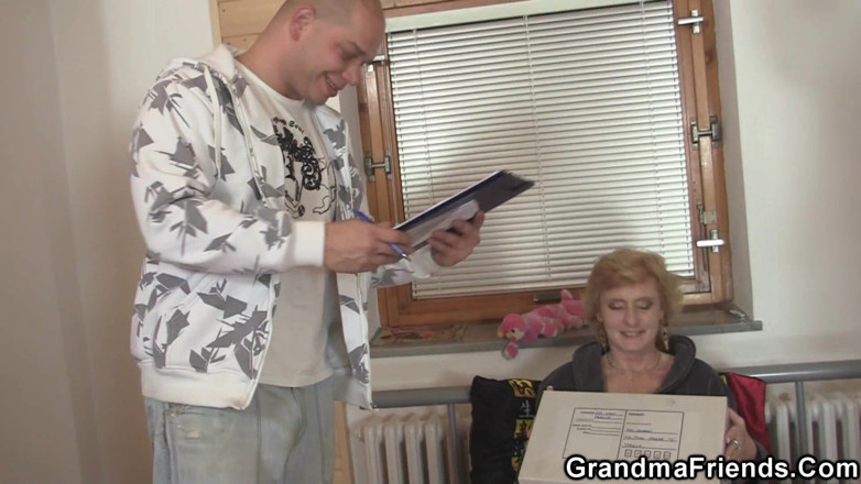 Granny Sluts: Giving not exactly in funds
