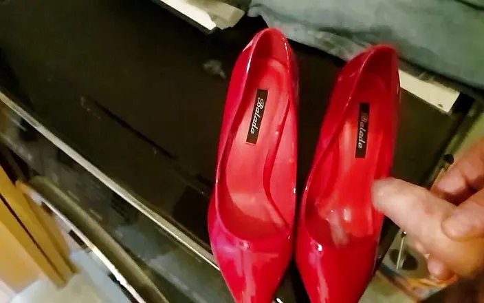 Milosbroz: Red high heel my gf cum