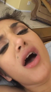 ¡a Leah Jaye Le Encanta Montar Una Gran Polla Con Su Culo Redondo Y Suave!