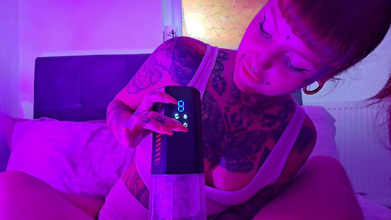Yourfavecumslut: 자지 자위로 남친을 따먹는 여친