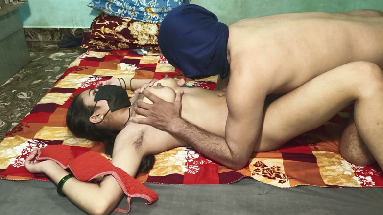 yongboy1: Boyfriend Fucks Girlfriend First Time Girlfriend Love Sex Beautiful Indian...