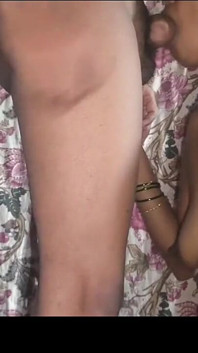 Marathi Rani Vahini Menawarkan Blowjob Sehingga Pancut