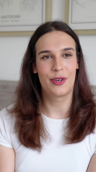 Meet Laura Ropes
