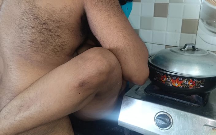 Wonder: Empregada da casa fodendo em tapa na cozinha