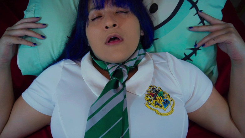 VickyVixen: Impregnating This Slytherin Slut
