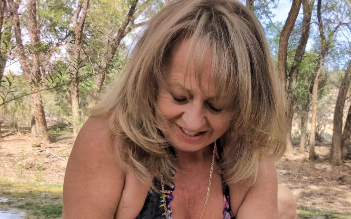 Little Linda: L’expérience du désert de la petite Linda au bord du...