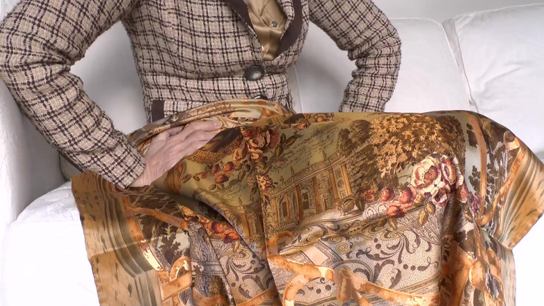 Lady Victoria Valente: Výstřik na mém hedvábném šátku, Lady Victoria Valente