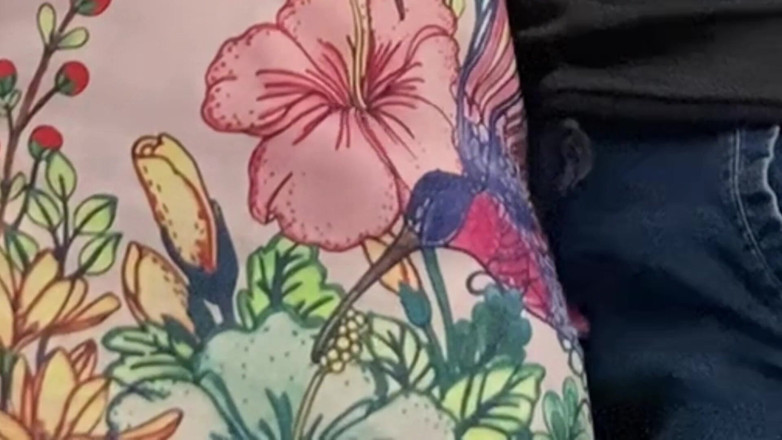 PriyaNaavya: Pane bože!! Starý muž mě masturbuje v metru