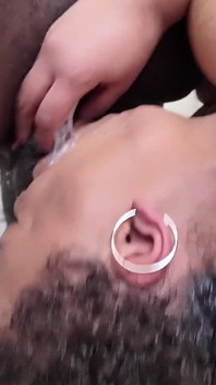 Deepthroat dari Ratu Hitam