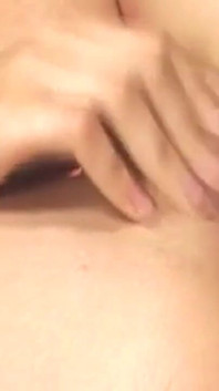 Perempuan jalang hamil deepthroat zakar berdenyut dan menjolok pepek bocor