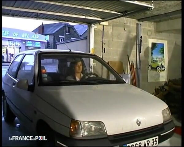 French Family Secrets: เจาะรูคู่และฝนน้ำอสุจิในโรงจอดรถ!