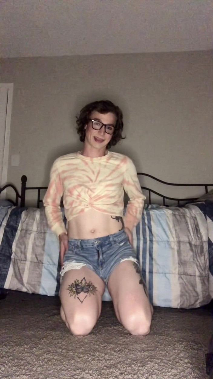 Tessa Rivers: Tessa Rivers mówi brudne do tatusia i pokazuje swoje umiejętności...