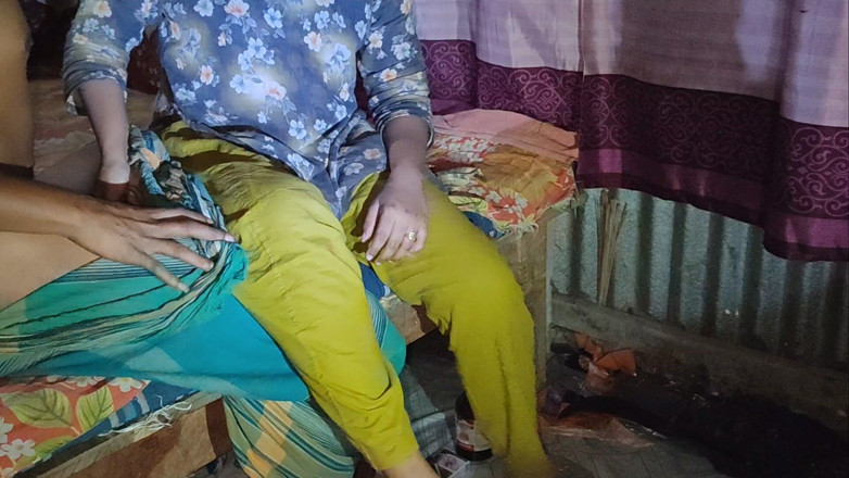 Rozi: 我的妻子和我在家的真正业余夫妇