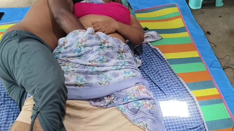 Indian IFS: Matrigna di sesso indiano con il figliastro parte 1