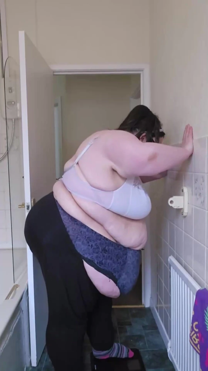 Food porn video – Unlimited Breakfast Goddess