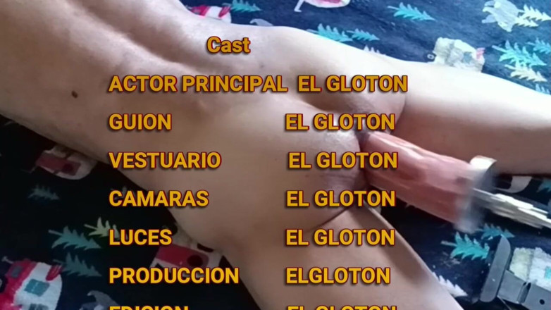 Elgloton: The Glutton Loves to Use Dildos on His Machine