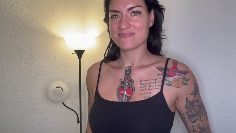 Island Boy Vids: Tatiana vex findet heraus, dass sie gegen schwanz allergisch ist