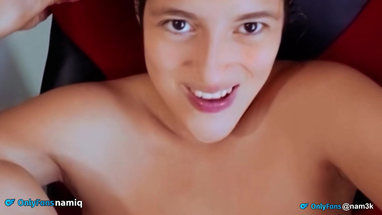 Roxxan: Šukal jsem sousedku, když byl její manžel pryč a přicházeli...