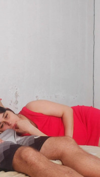 Mẹ kế của tôi đã nhầm lẫn với tôi viagra và gọi tôi để xem một bộ phim