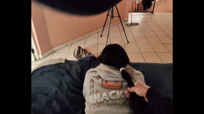 Moo DBOXXX: Soția vecinului meu nu mai vrea să meargă la biserică,...