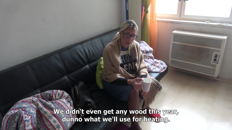 Czech Wife Swap: Échange de femmes tchèques 12 - partie 1 : échange de maison sauvage : pisse et...