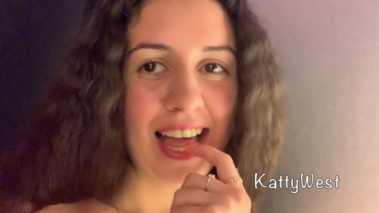 Katty West: Mi video del centro comercial Katty West