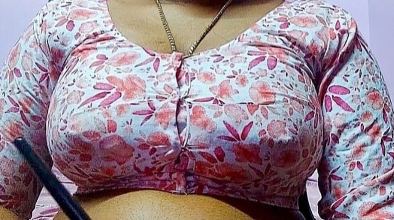 Desi Mohini: Індійська бходжпурі подруга з хлопцем, хардкорний секс.