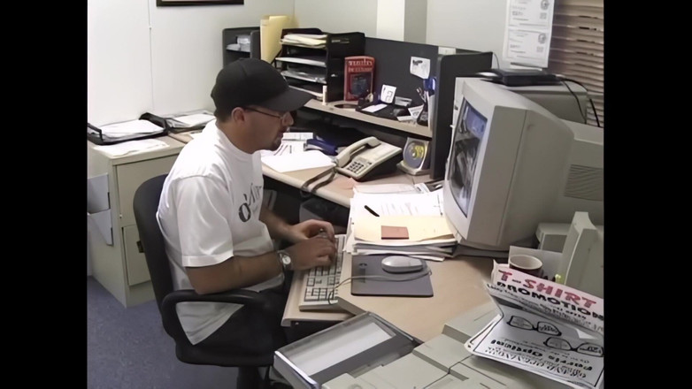 Blitzporn: Cherry Chase: En ung sexgudinna med rödhårig fitta