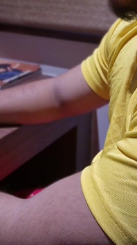 Matură sexy desi vine pentru un interviu la șeful acasă